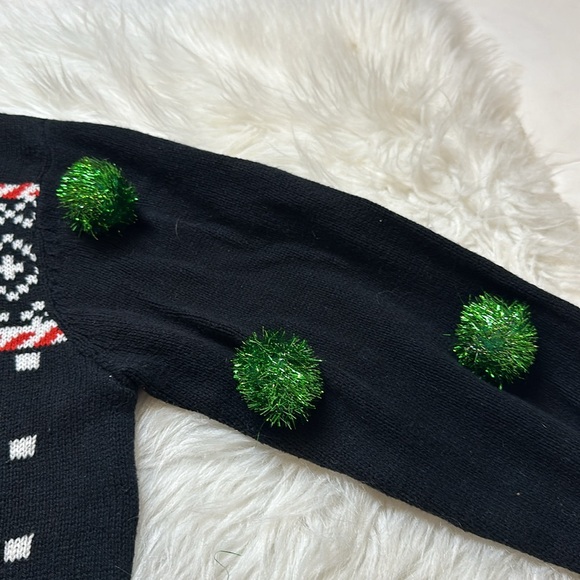 HOLIDAY Sweater Nutbuster Size Medium - Picture 3 of 7
